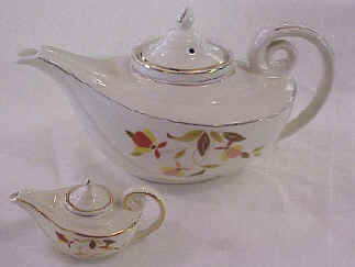 al-miniature-alladin-tea-pot-with-full-size-1