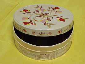 Jewel Tea Fruit Cake Tin in Autumn Leaf Pattern