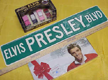 Elvis_Presley_Blvd_sign_1